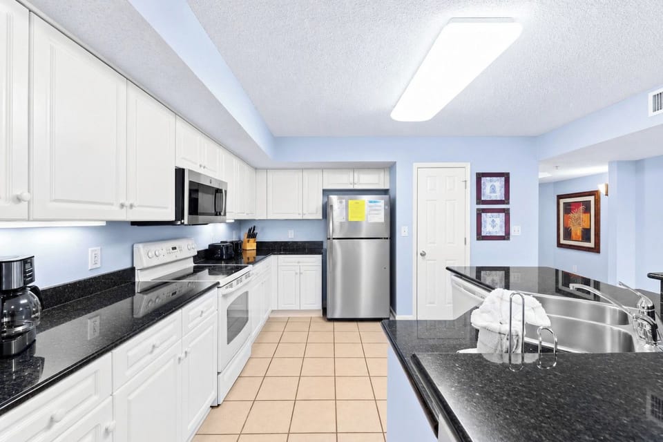 Kitchen Bar 