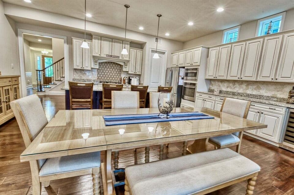 Dining Area and Kitchen