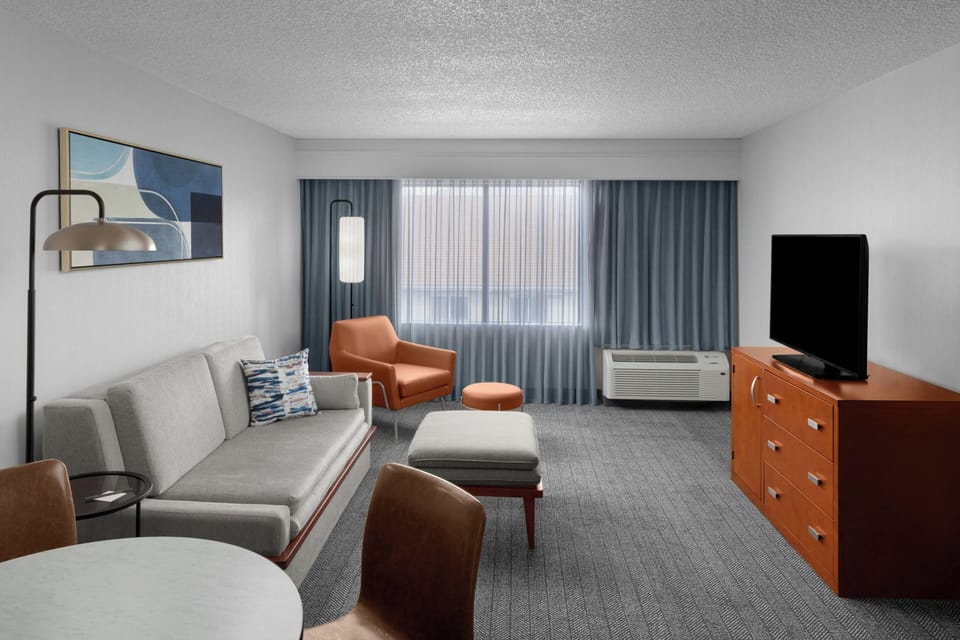Suite, 1 Bedroom | Desk, iron/ironing board, free WiFi, bed sheets