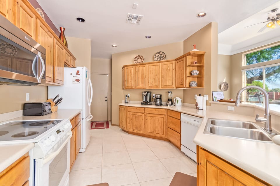 Open kitchen