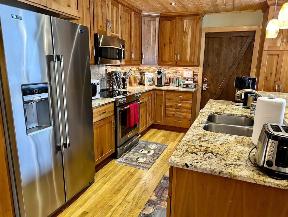 Upgraded Kitchen