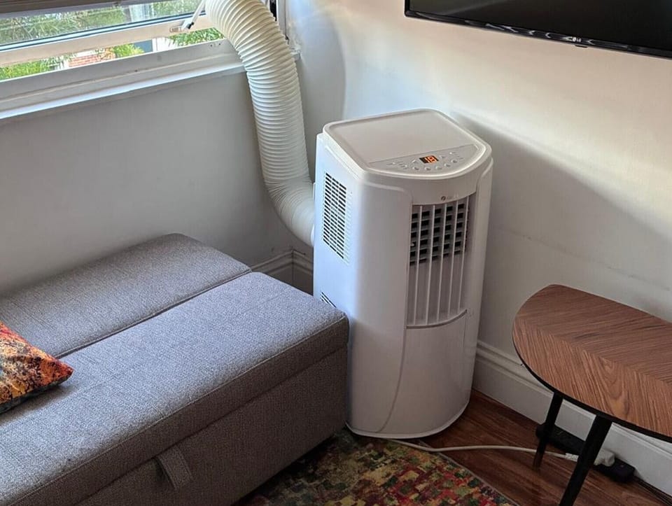 Apollo 3.5kW (12,000BTU) air-conditioning unit
