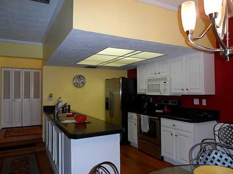 BLACK GRANITE COUNTERS AND KITCHEN