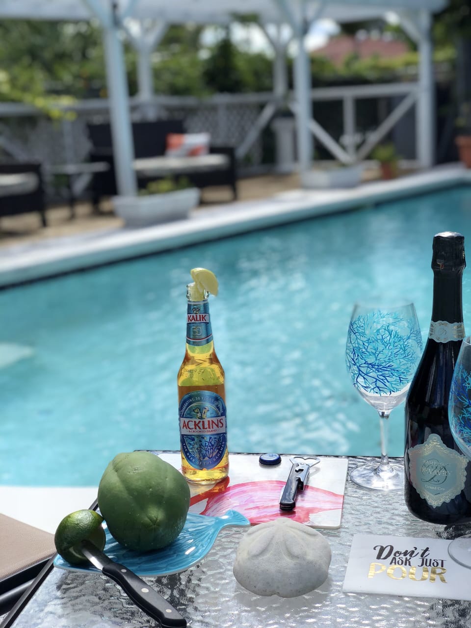 An afternoon by the pool