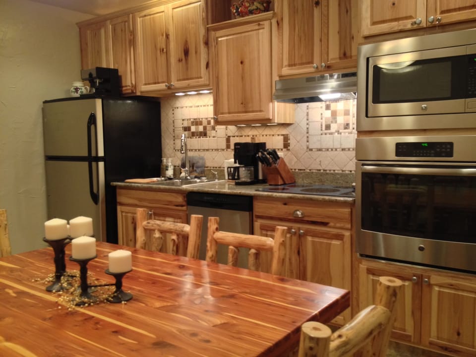 Plenty of room to cook in the dine-in kitchen! Or you can grill on the patio!