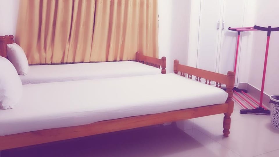Comfort Triple Room, 1 Bedroom | Iron/ironing board, free WiFi