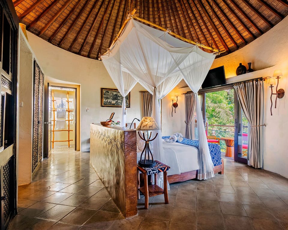 Twiga Deluxe Double Room + Marine Safari park | Minibar, in-room safe, individually decorated, individually furnished