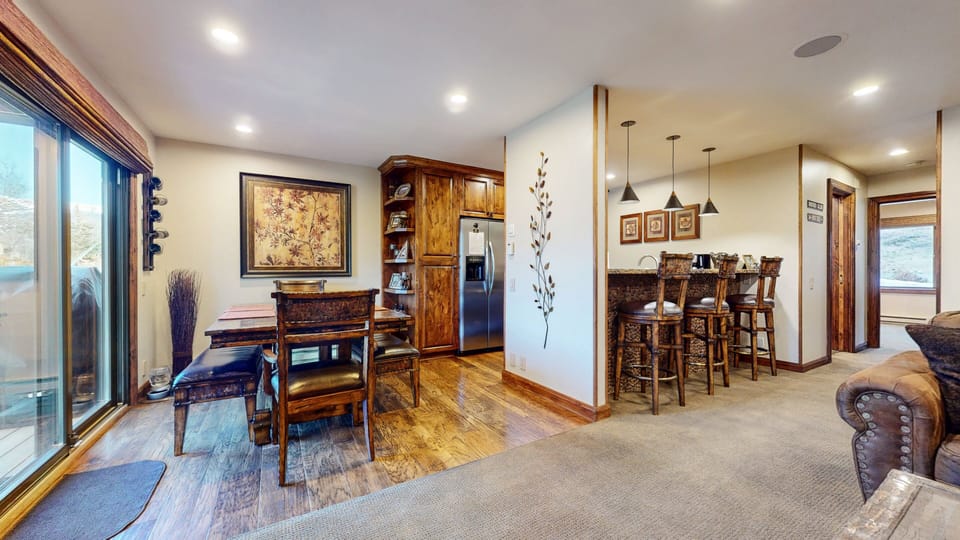 Condo, 1 Bedroom | Interior