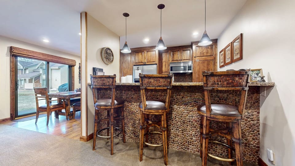 Condo, 1 Bedroom | Private kitchen | Fridge, microwave, dishwasher, coffee/tea maker