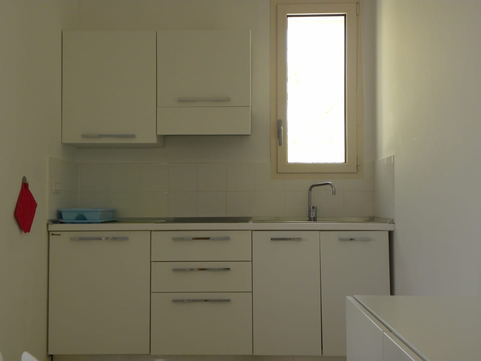 Superior Apartment, 1 Bedroom | Private kitchenette | Fridge, coffee/tea maker, electric kettle