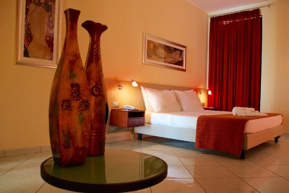 Basic Double Room | In-room safe, soundproofing, free WiFi, wheelchair access