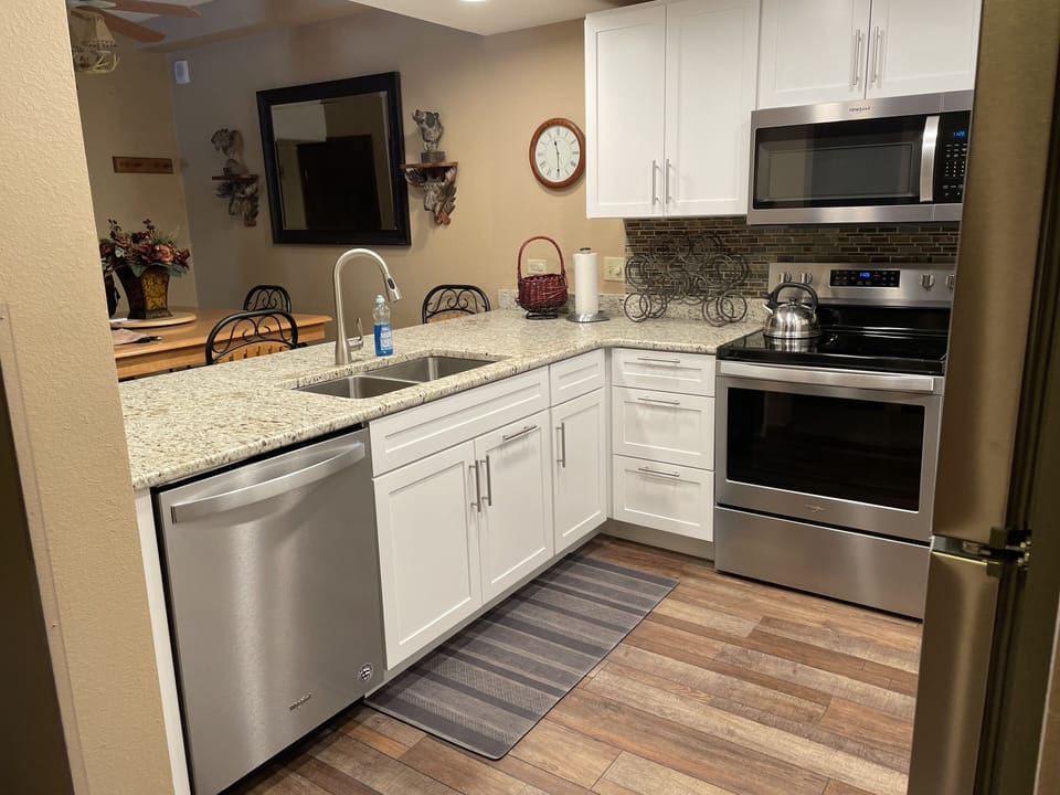 Kitchen - dishwasher