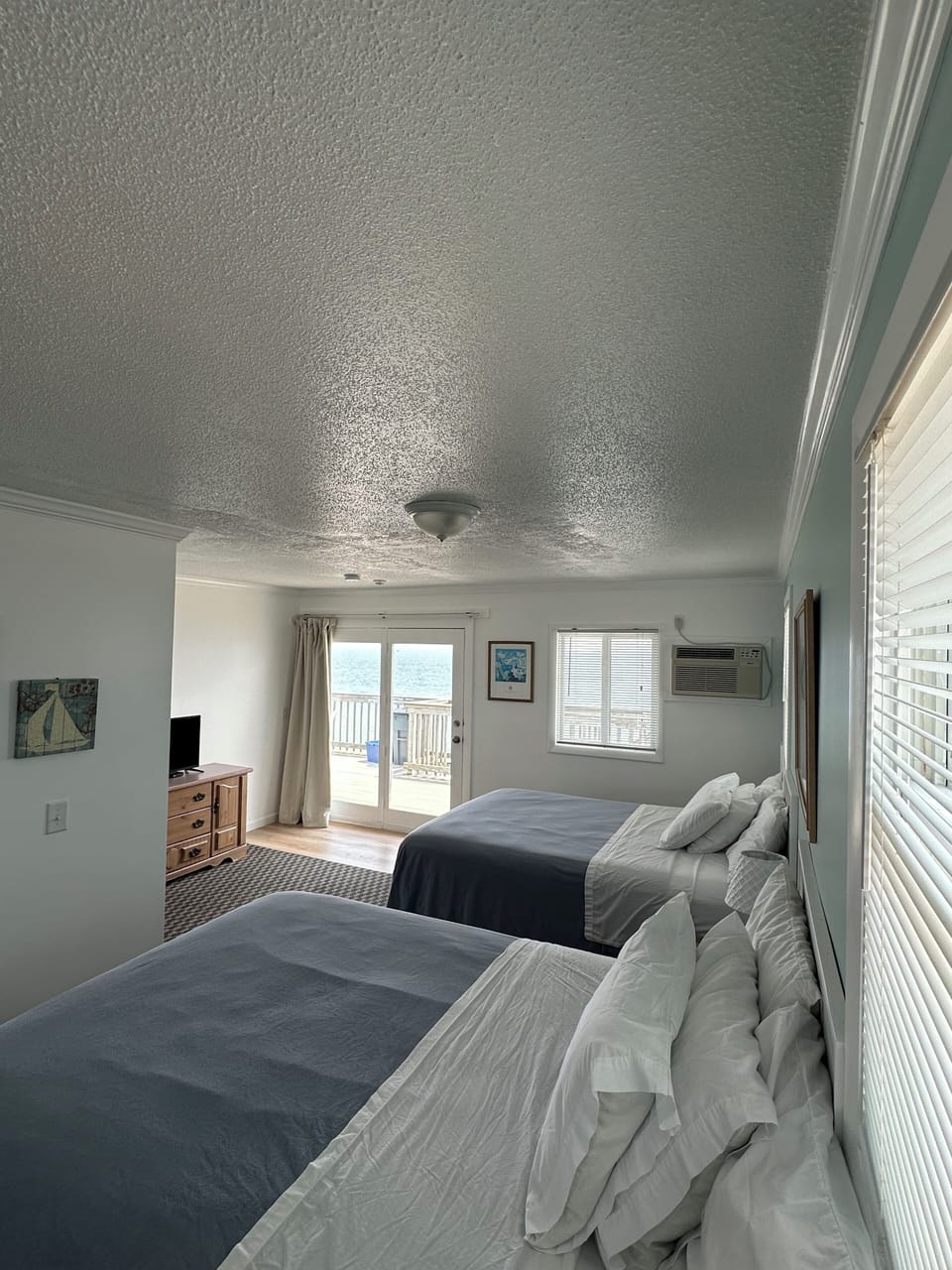 Double Room, 2 Queen Beds, Ocean View | Bed sheets