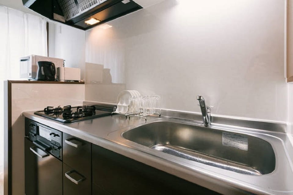 Standard Apartment, Non Smoking | Private kitchenette | Fridge, microwave, stovetop, electric kettle