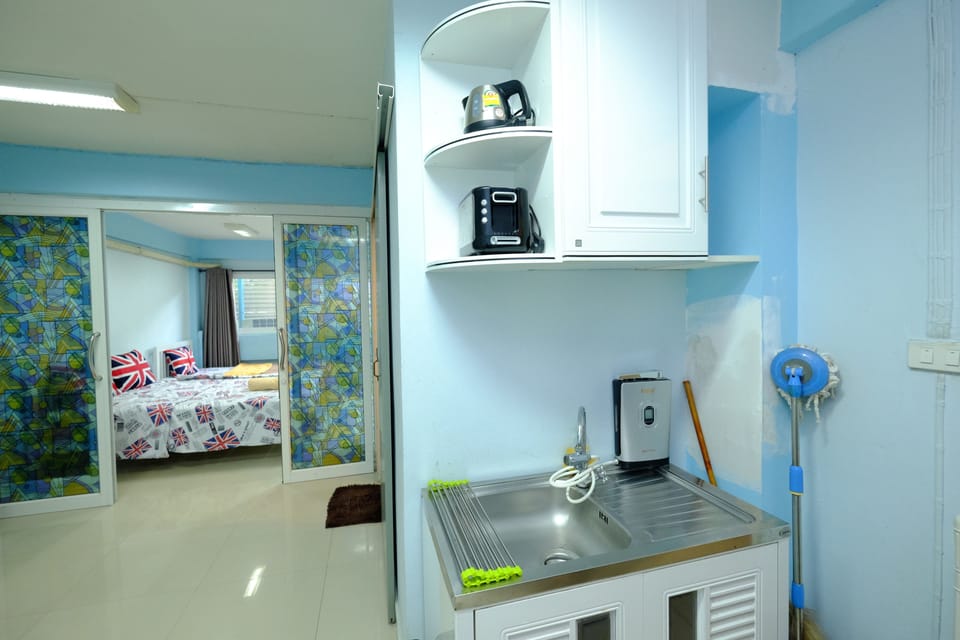 Full-size fridge, microwave, electric kettle