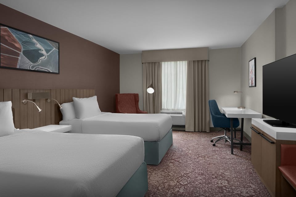 Room, Accessible | In-room safe, desk, iron/ironing board, free cribs/infant beds