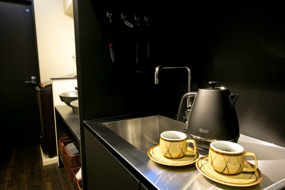 Fridge, microwave, stovetop, electric kettle