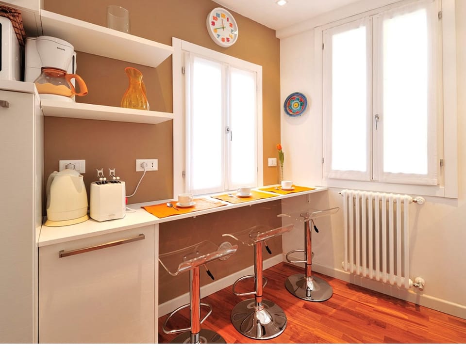 Apartment, 2 Bedrooms | Private kitchen | Full-size fridge, microwave, stovetop, dishwasher