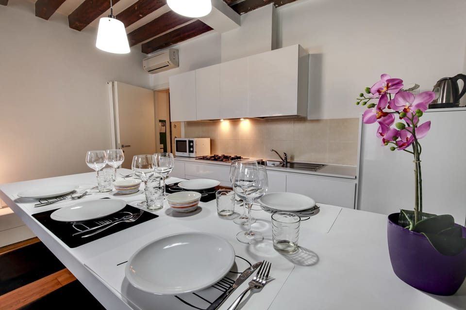 Apartment, 1 Bedroom | Private kitchen | Fridge, microwave, stovetop, dishwasher