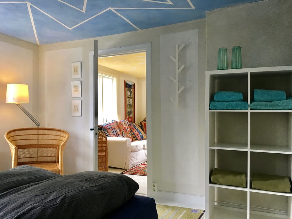 Design Villa, 2 Bedrooms | Individually decorated, blackout drapes, iron/ironing board, free WiFi