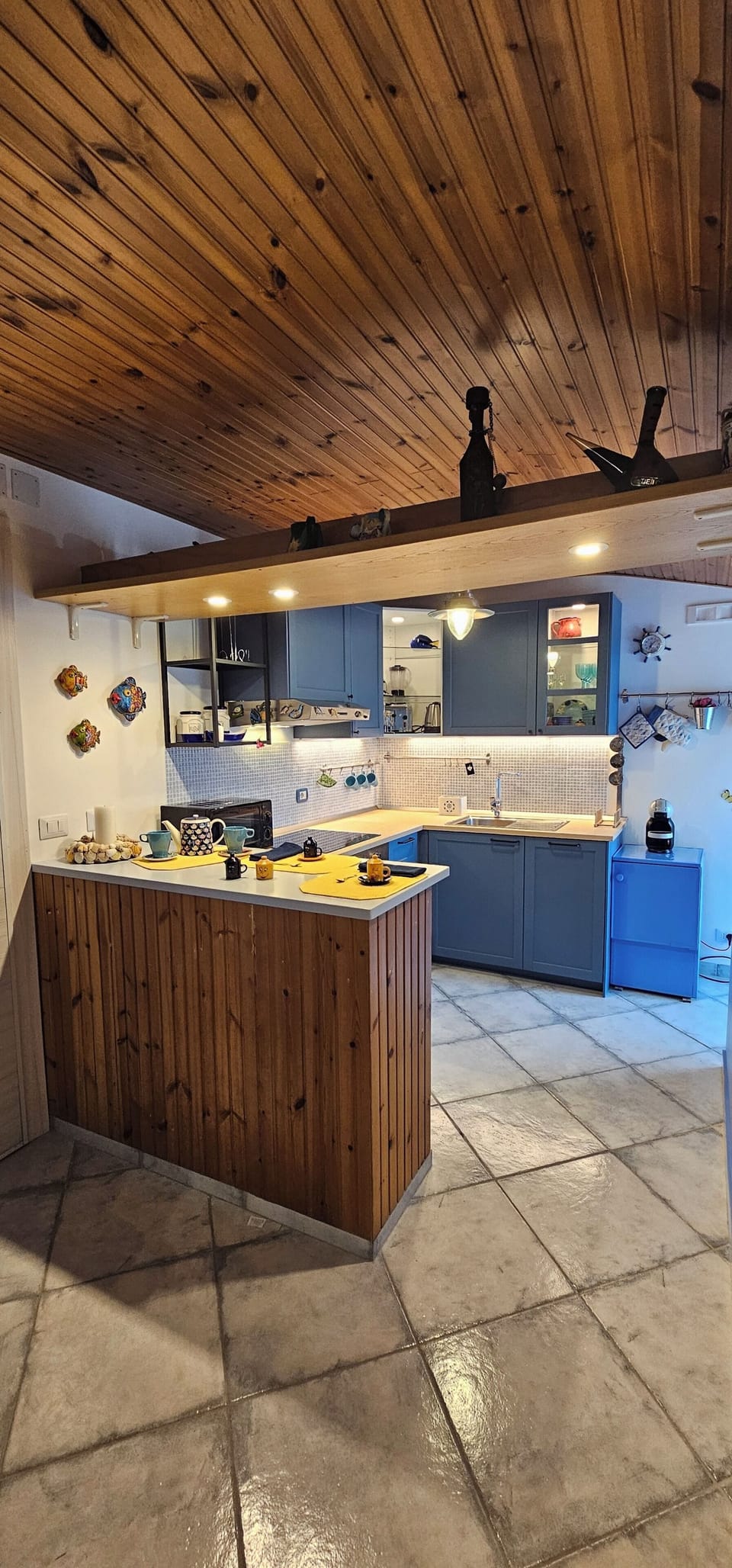 Apartment, Sea View | Private kitchen | Full-size fridge, microwave, oven, stovetop