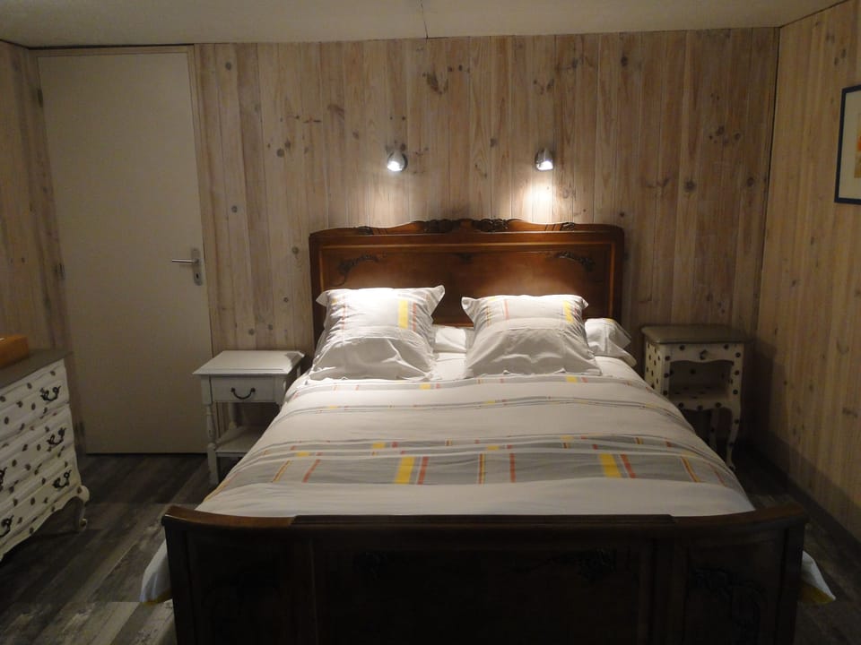 Family Studio Suite | 1 bedroom, individually decorated, individually furnished, desk