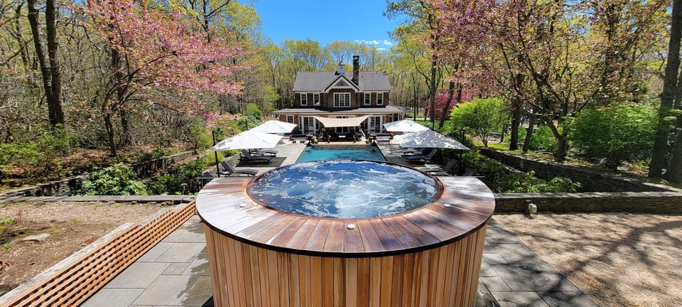 Springtime shot Cedar Tub