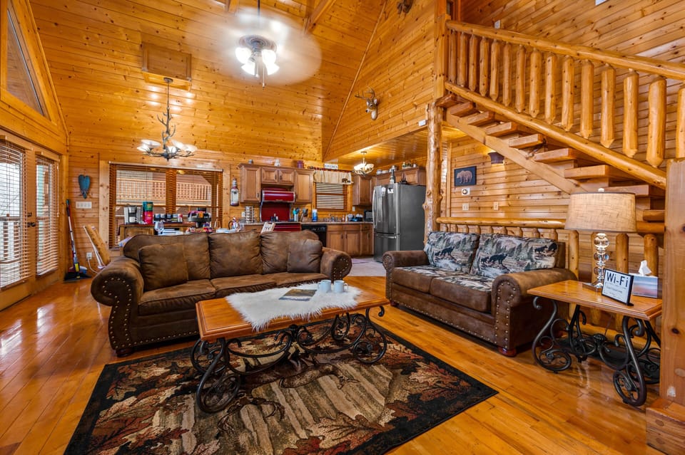 Very spacious living room