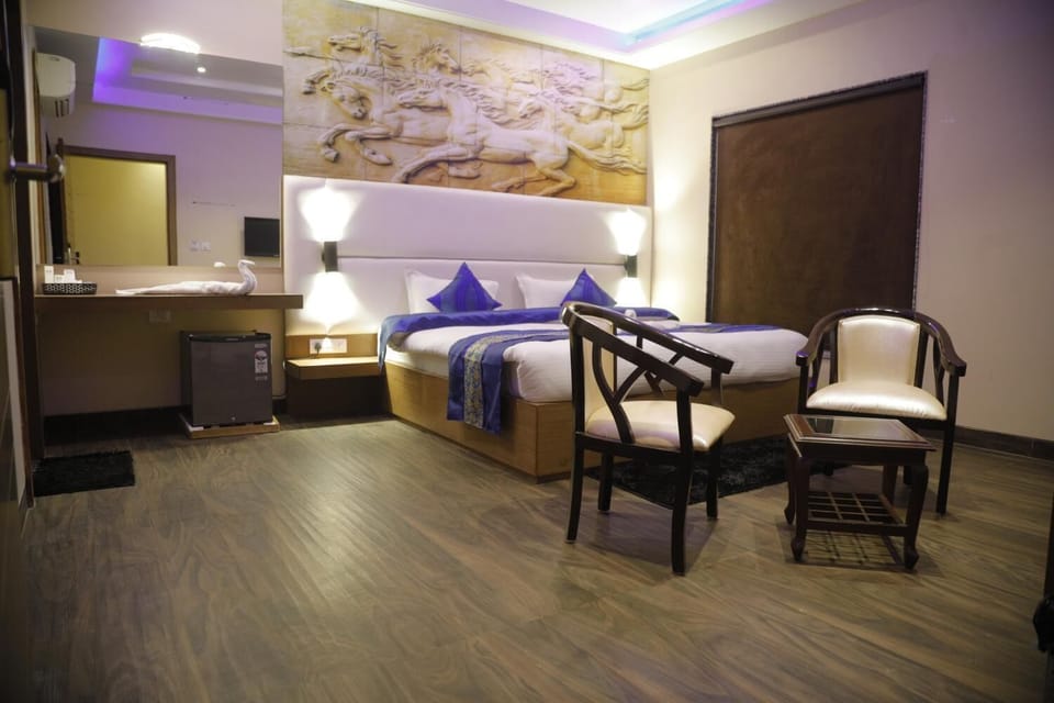 Iron/ironing board (on request), rollaway beds (surcharge), WiFi (free)