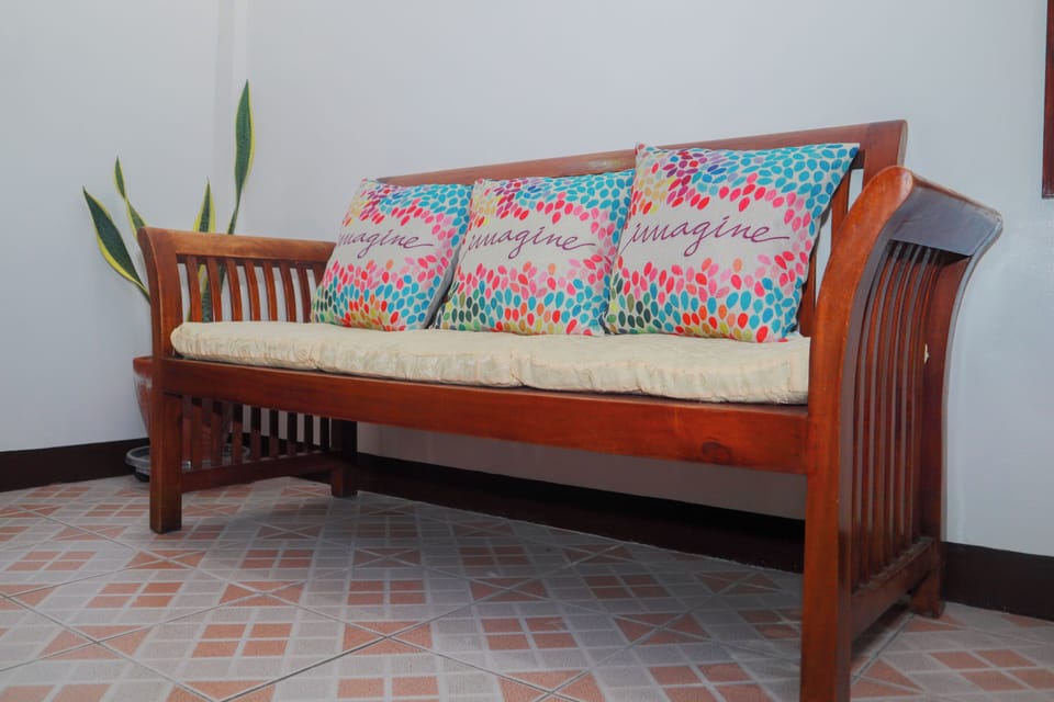 Double Room, Garden View | Minibar, desk, blackout drapes, WiFi (free)
