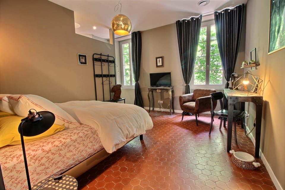 Double Room (Lucien) | Individually decorated, individually furnished, desk, laptop workspace