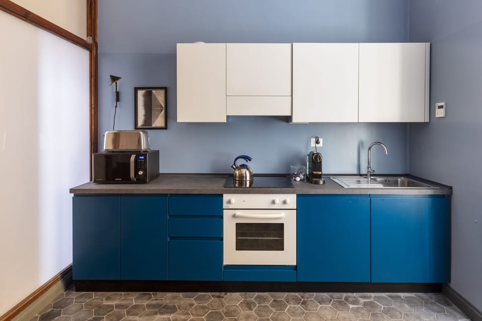 Apartment, 5 Bedrooms | Private kitchen | Full-size fridge, stovetop, cookware/dishes/utensils