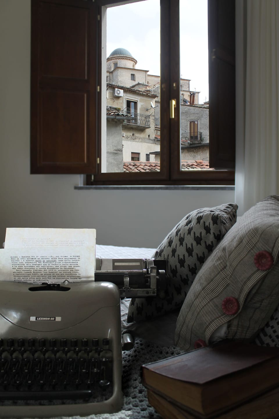 Double Room, Balcony, City View | Minibar, in-room safe, desk, soundproofing