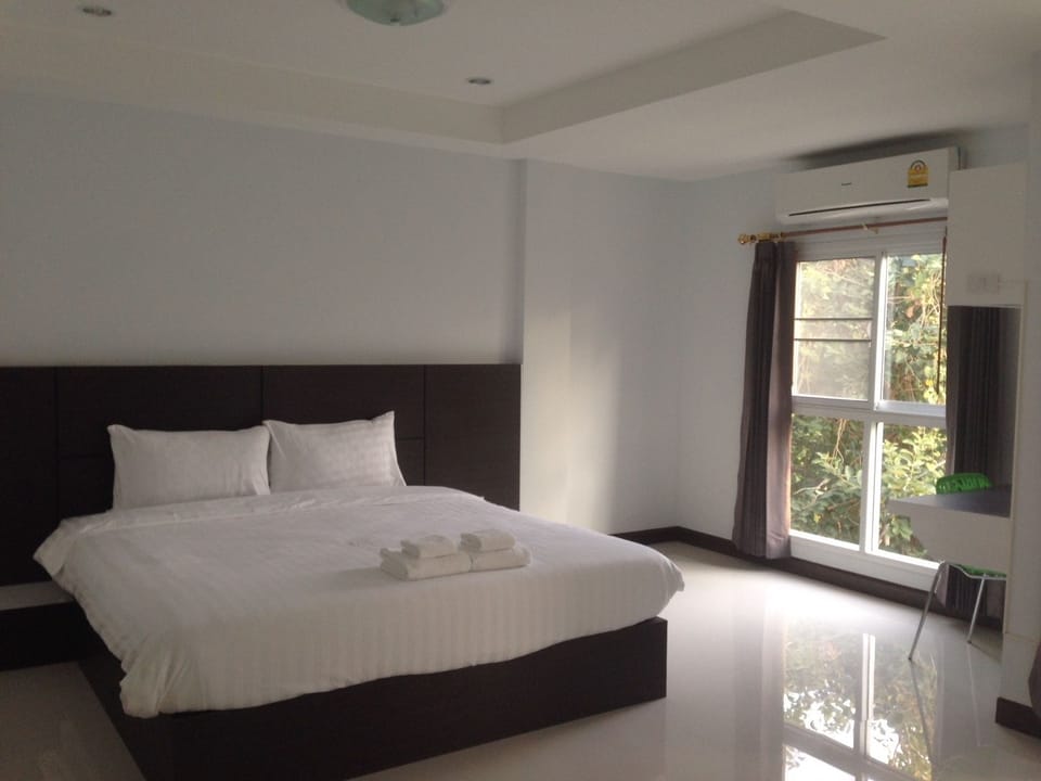 Deluxe Double Room | 1 bedroom, free WiFi