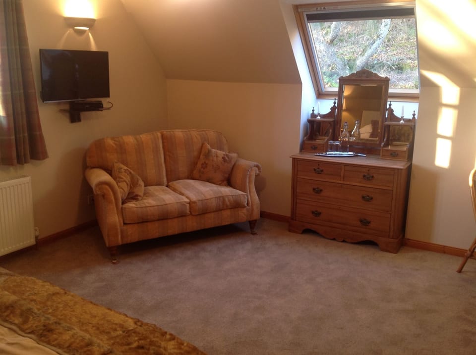 Superior Double or Twin Room, Lake View (Room 1) | Premium bedding, iron/ironing board, free WiFi, bed sheets