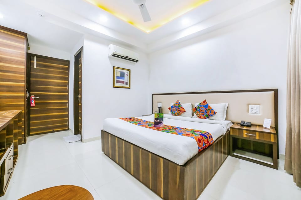 Deluxe Room | Egyptian cotton sheets, premium bedding, desk, free WiFi