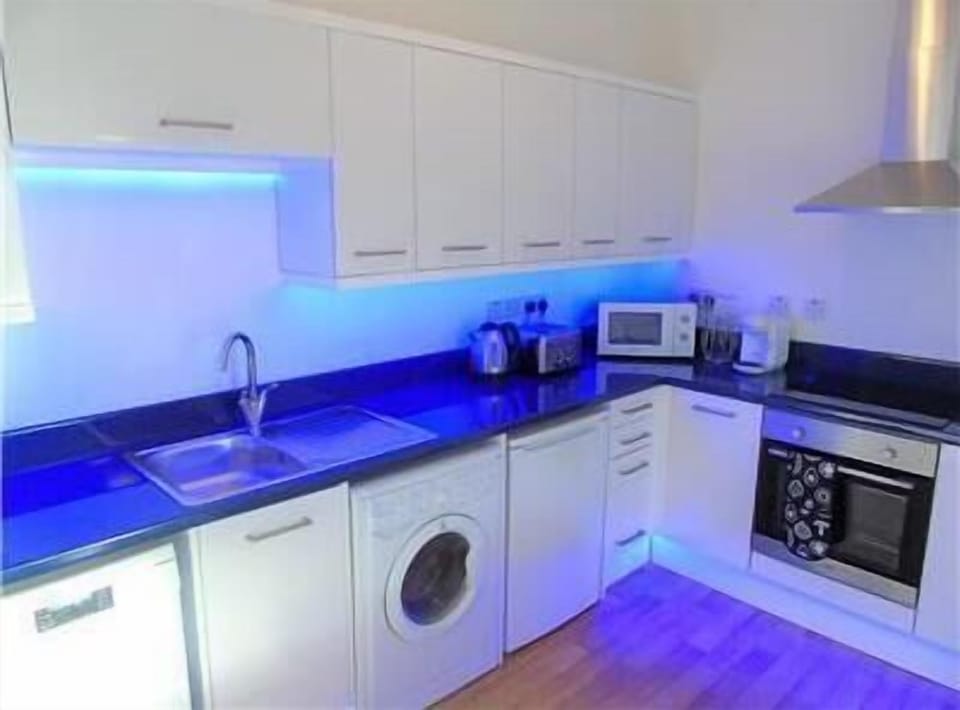Kitchen (1)