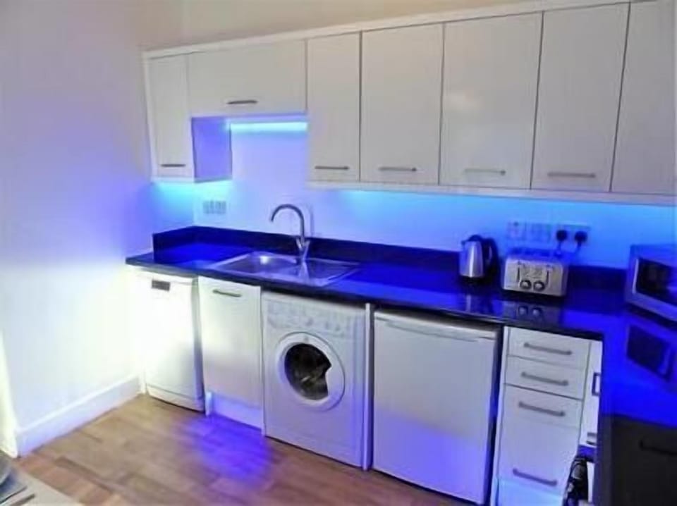 Kitchen (3)