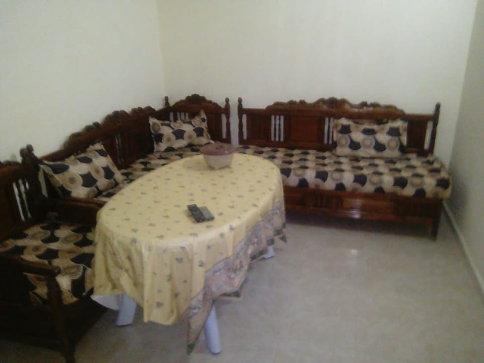 Comfort Studio, 1 Bedroom | Living area | Plasma TV