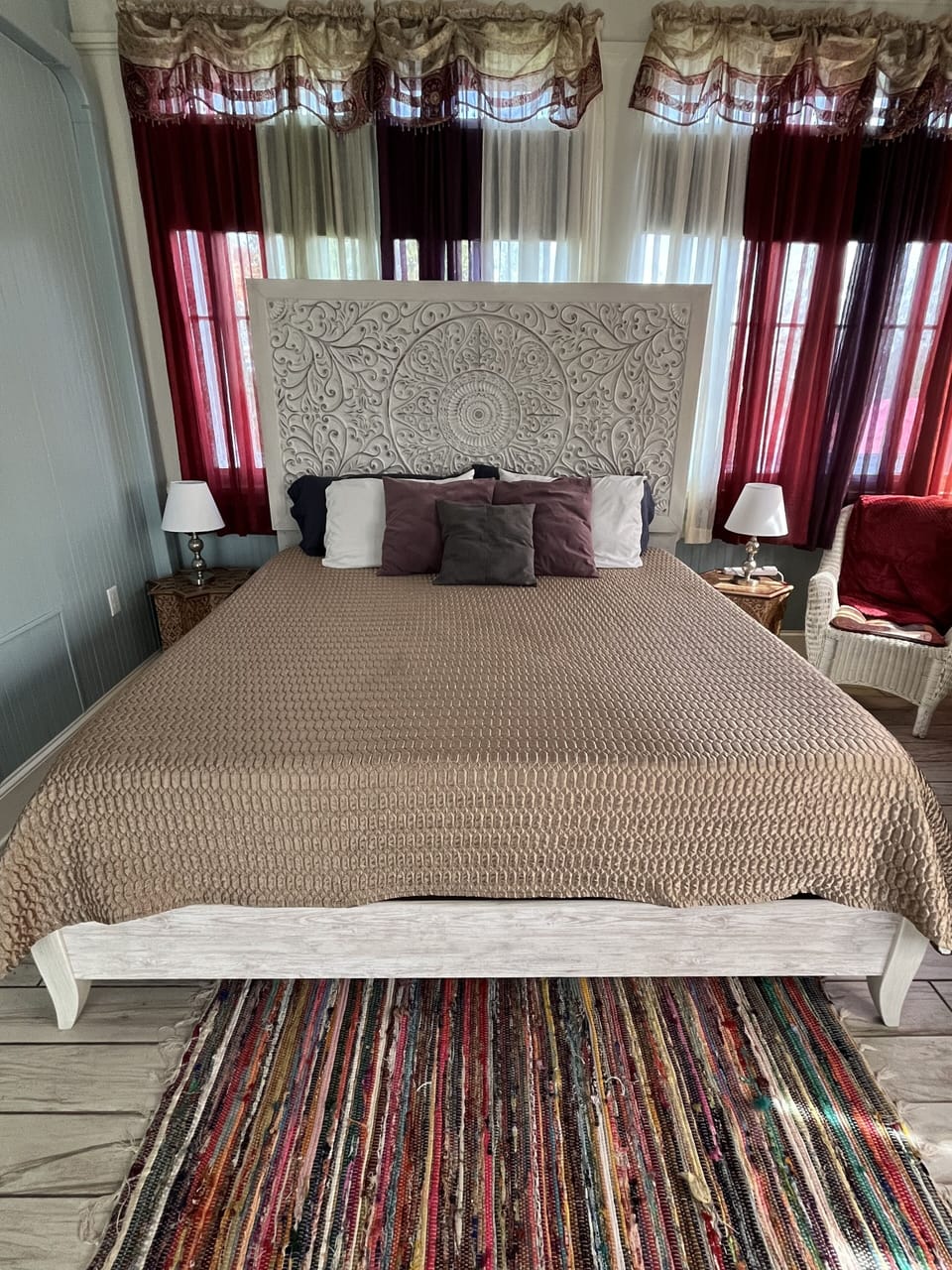 Moroccan Room, King Bed | Memory foam beds, individually decorated, individually furnished, desk