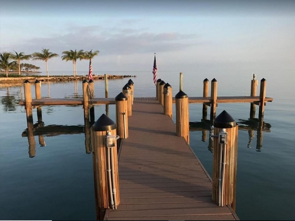 8 Slip Deep Dock With Water And Power
