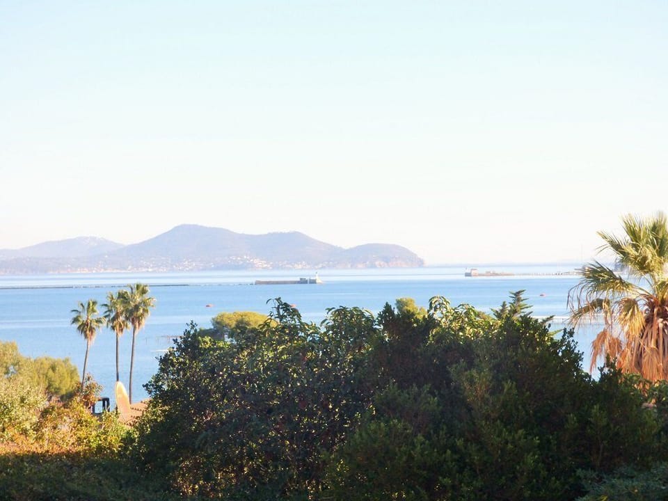 Beach/ocean view