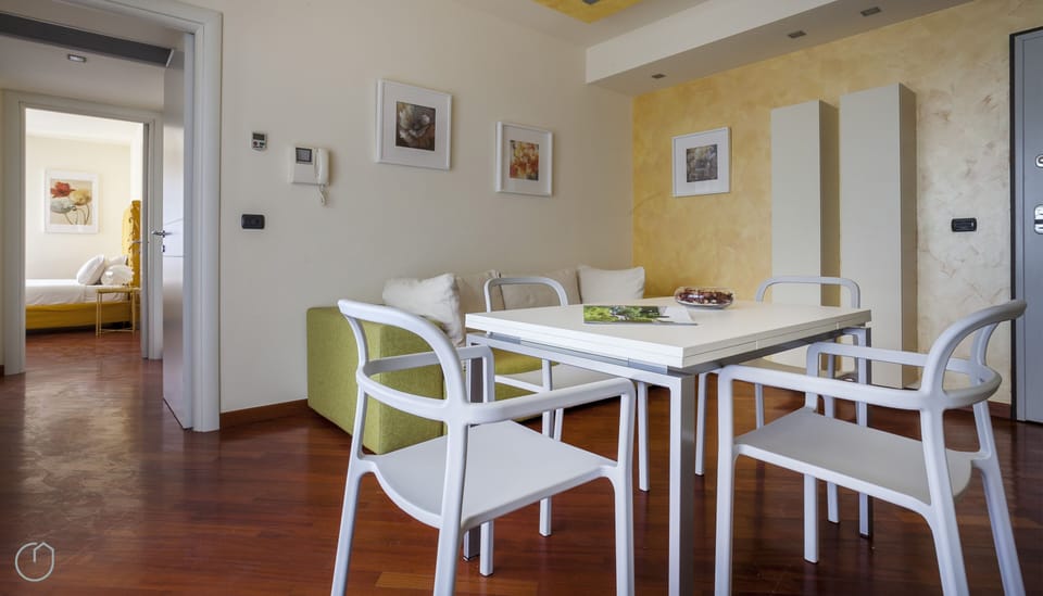 Apartment (1 Bedroom) | Interior