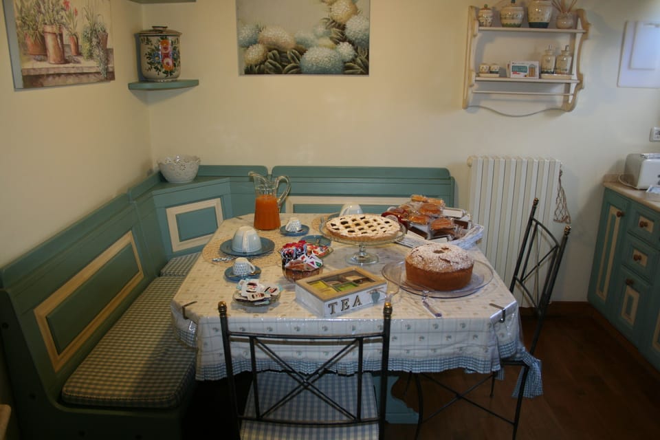 Free daily local cuisine breakfast
