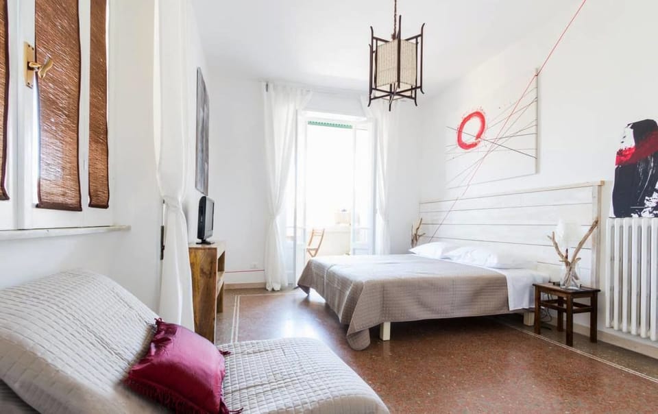 Double Room, Balcony | In-room safe, desk, free WiFi, bed sheets