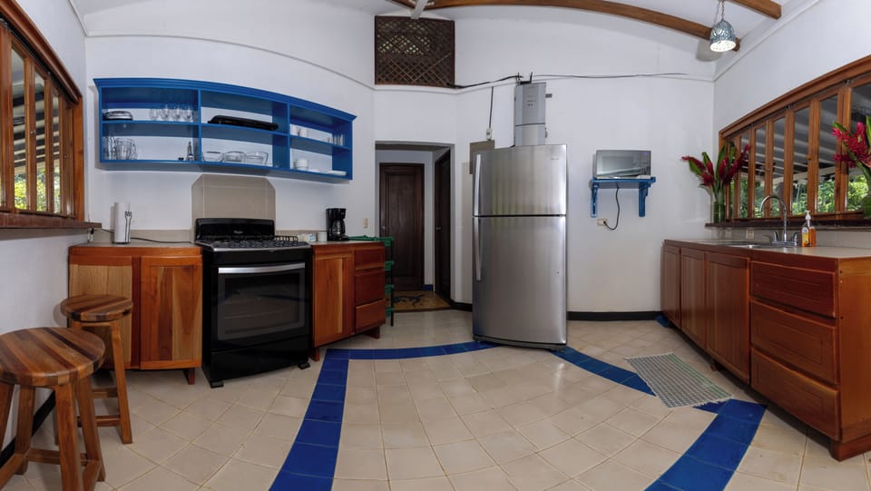 Standard Villa, Multiple Bedrooms, Private Pool, Mountainside | Private kitchen | Coffee/tea maker, fridge, microwave, toaster