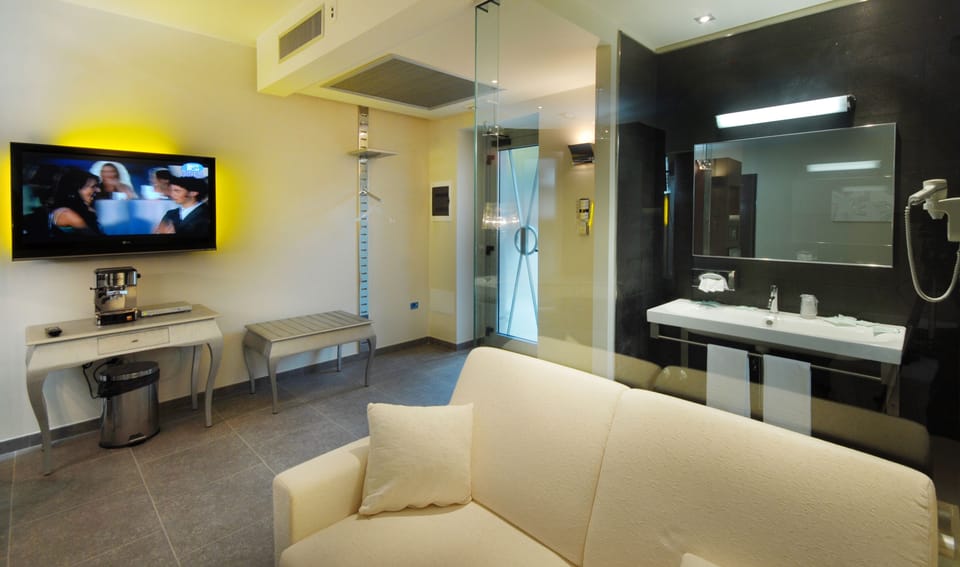Suite, Garden View | Garden view