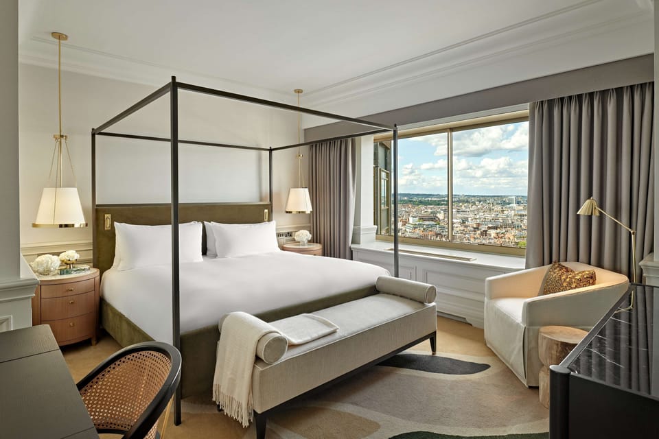Premium bedding, in-room safe, desk, laptop workspace
