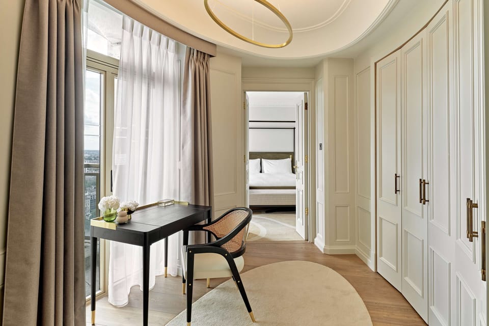 Suite, 1 King Bed (Newly Refurbed Buckingham Suite) | Premium bedding, in-room safe, desk, laptop workspace