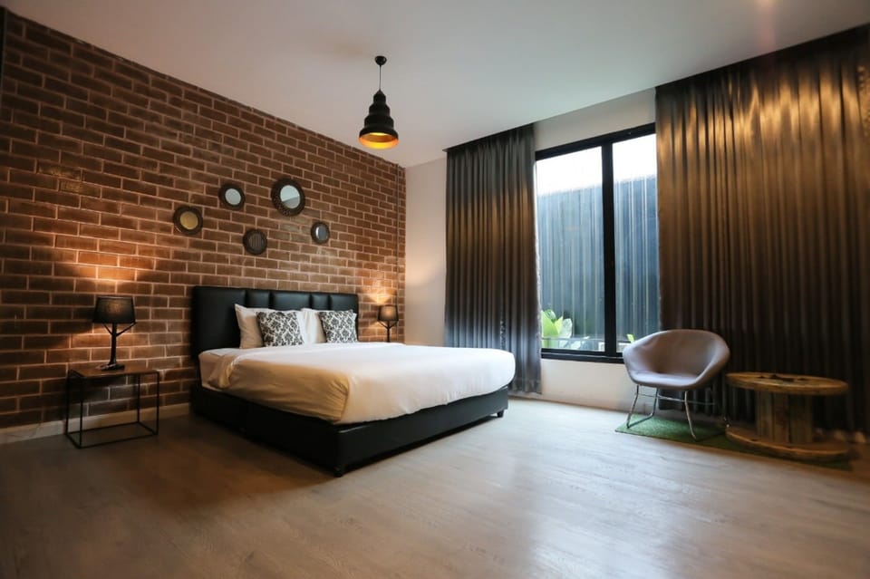 Superior Double Room  | Minibar, desk, blackout drapes, soundproofing